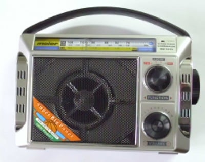 Радиоприемник . Многолентово радио MD-9393 MEIER  220V