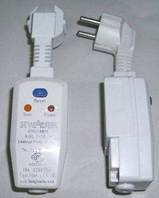 , , Щепсел-защита за ел. нагревател 1500 W за слънчев колектор