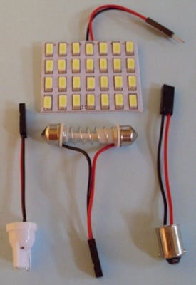 Автомобилна лампа . сулфидна, cветодиодна с 28 бeли светодиод 12V/ 20W 