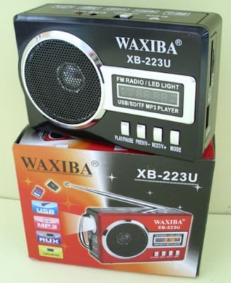 Радиоприемник . XB-223U mikroSD USB  FM  -мини музикална уредба с прожектор