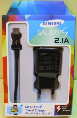 Адаптер . зарядно  за GSM 220V на изход micro USB GALAXY S5/6/7